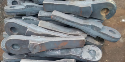 Crusher Long Hammer